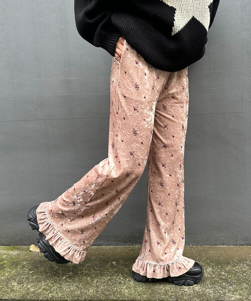 CIAOPANIC（チャオパニック）の「ベロアフラワーフリルパンツ（その他パンツ・レディース・ベージュ/カーキ/ブラック・MEDIUM/SMALL）」の17枚目の写真