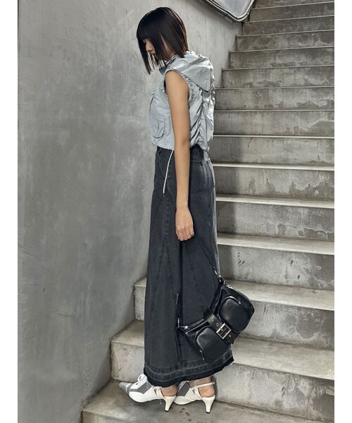 MURUA(ムルーア)の「ダブルポケットベルトバッグ(ハンドバッグ・レディース・ブラック/ブラウン・FREE)」の5枚目の写真