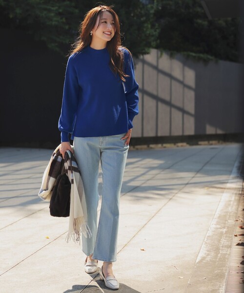 ANY SIS(エニィスィス)の「【美Denimシリーズ】センタープレスセミフレア デニム(デニムパンツ・レディース・ホワイト系/スカイブルー系/ダルブルー系・4)」の1枚目の写真