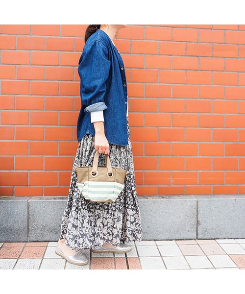 LES TOILES DU SOLEIL(レトワールデュソレイユ)の「bateau tote petit(バトートート プティ)(トートバッグ・レディース・ブラック系/グリーン系/ネイビー系・フリー)」の13枚目の写真