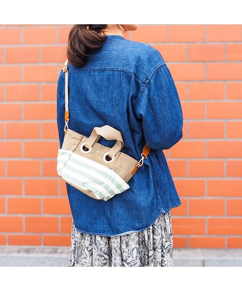 LES TOILES DU SOLEIL(レトワールデュソレイユ)の「bateau tote petit(バトートート プティ)(トートバッグ・レディース・ブラック系/グリーン系/ネイビー系・フリー)」の15枚目の写真