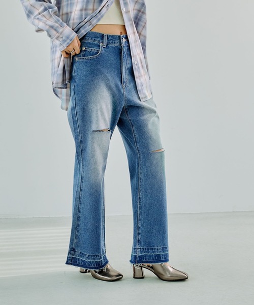 LEPSIM(レプシィム)の「フレアデニム 242519(デニムパンツ・レディース・ネイビー/ブルー/ブラック・MEDIUM/LARGE)」の20枚目の写真