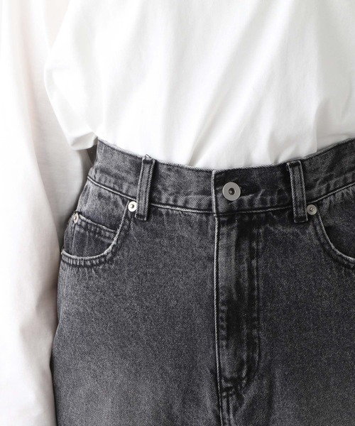 LEPSIM(レプシィム)の「フレアデニム 242519(デニムパンツ・レディース・ネイビー/ブルー/ブラック・MEDIUM/LARGE)」の9枚目の写真