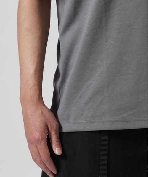 THE NORTH FACE(ザノースフェイス)の「THE NORTH FACE/ザ・ノース・フェイス S/S Bandana Square Logo Tee バンダナスクエアロゴティー NT32446(Tシャツ/カットソー・メンズ・ブラック/ホワイト/チャコールグレー/ダークグレー・L/M/XL)」の9枚目の写真