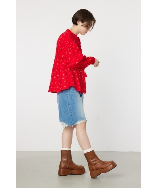 RODEO CROWNS WIDE BOWL(ロデオクラウンズワイドボウル)の「フラワーパターンカフタンシャツ(シャツ/ブラウス・レディース・レッド系その他/ホワイト系その他/ブルー系その他3・FREE)」の16枚目の写真