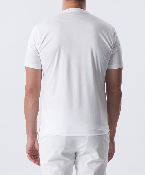 EPOCA UOMO(エポカウォモ)の「花柄箔プリントVネックカットソー(Tシャツ/カットソー・メンズ・ブラック/ホワイト・46/48)」の7枚目の写真