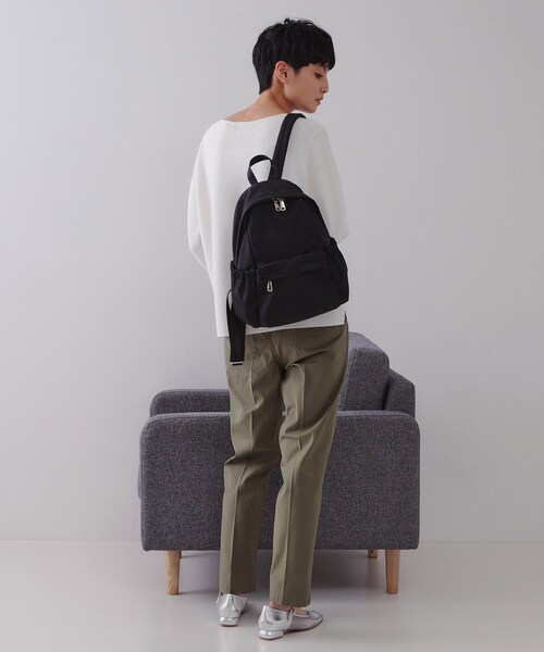 OPAQUE.CLIP（オペークドットクリップ）の「ナイロンコンパクトリュックサック（バックパック/リュック・レディース・ブラック/グレー・00）」の6枚目の写真