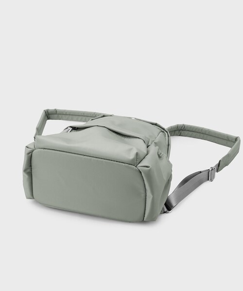 OPAQUE.CLIP（オペークドットクリップ）の「ナイロンコンパクトリュックサック（バックパック/リュック・レディース・ブラック/グレー・00）」の12枚目の写真