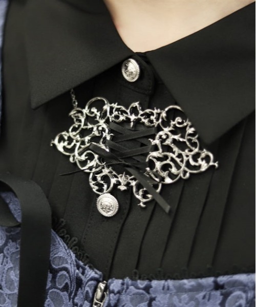 axes femme POETIQUE(アクシーズファムポエティック)の「レースアップネックレス(ネックレス・レディース・アンティークシルバー/ブラック・FREE)」の1枚目の写真