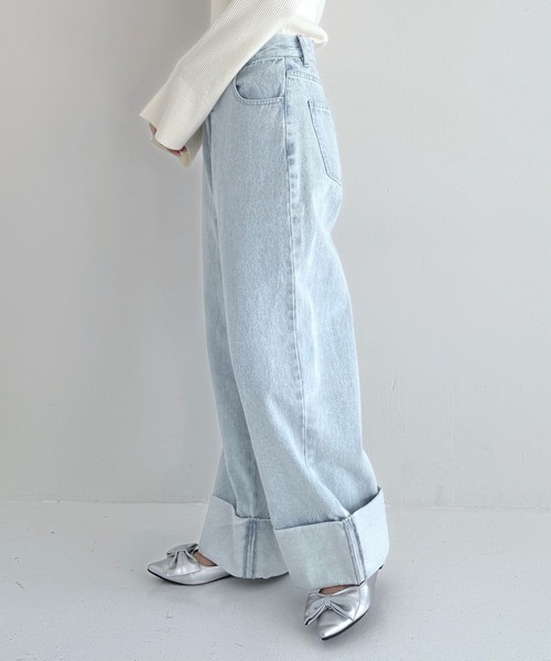 Heather(ヘザー)の「ロールアップデニムパンツ 321916(デニムパンツ・レディース・ブラック/ライトブルー・S/M)」の3枚目の写真