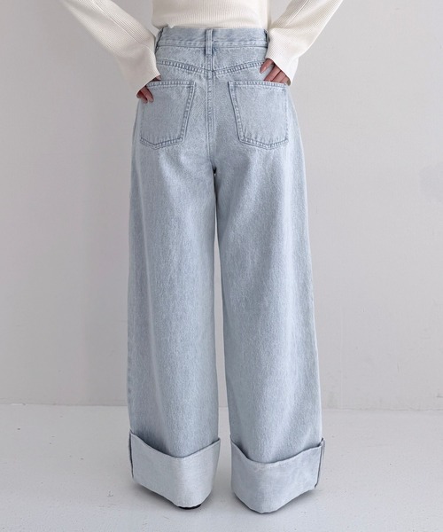 Heather(ヘザー)の「ロールアップデニムパンツ 321916(デニムパンツ・レディース・ブラック/ライトブルー・S/M)」の4枚目の写真