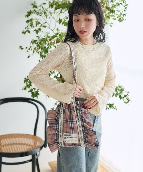 FREAK'S STORE（フリークスストア）の「BROWN THEATRE PRODUCTS/ブラウンシアタープロダクツ 別注 チェック柄フリルシューズバッグ（トートバッグ・レディース・ブラック/ピンク/ベージュ・ONE SIZE）」の9枚目の写真
