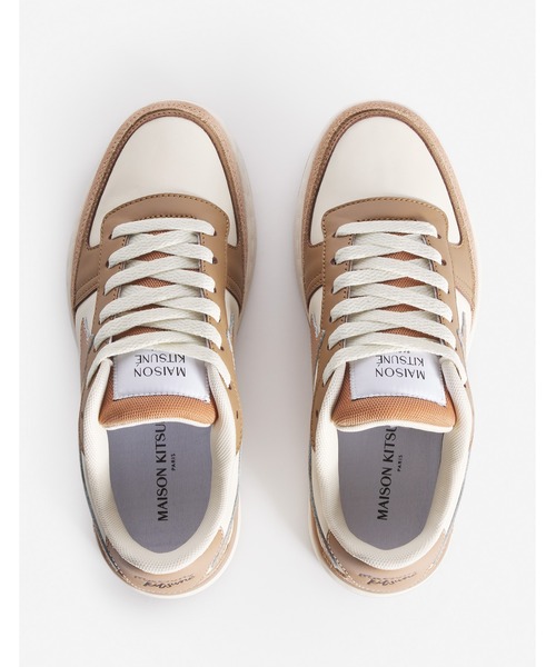 Maison Kitsune（メゾンキツネ）の「CHIRU TRAINERS（スニーカー・レディース・ライトグレー/ベージュ・38/39/36/37）」の14枚目の写真