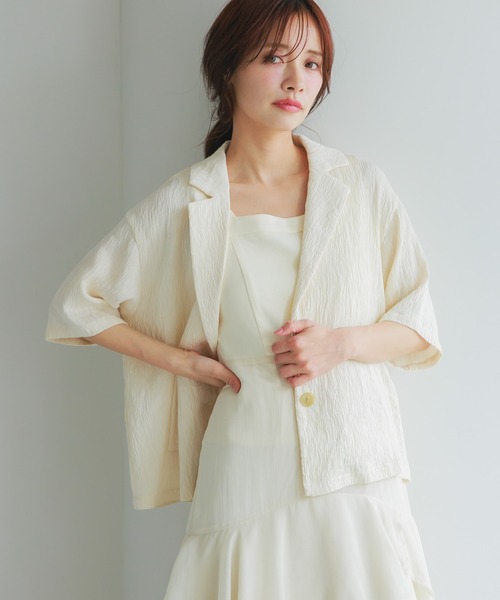 mysty woman(ミスティウーマン)の「ヨウリュウシャツジャケット 328294(テーラードジャケット・レディース・アイボリー/ダークベージュ/ブラック・FREE)」の1枚目の写真