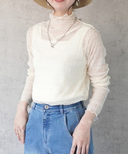 SELECT LEVERY(セレクトリベリー)の「スモッキングレースハイネックプルオーバー(Tシャツ/カットソー・レディース・ブラック/オフホワイト/ナチュラル・MEDIUM)」の1枚目の写真