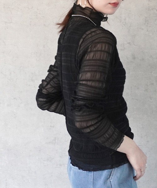SELECT LEVERY(セレクトリベリー)の「スモッキングレースハイネックプルオーバー(Tシャツ/カットソー・レディース・ブラック/オフホワイト/ナチュラル・MEDIUM)」の13枚目の写真