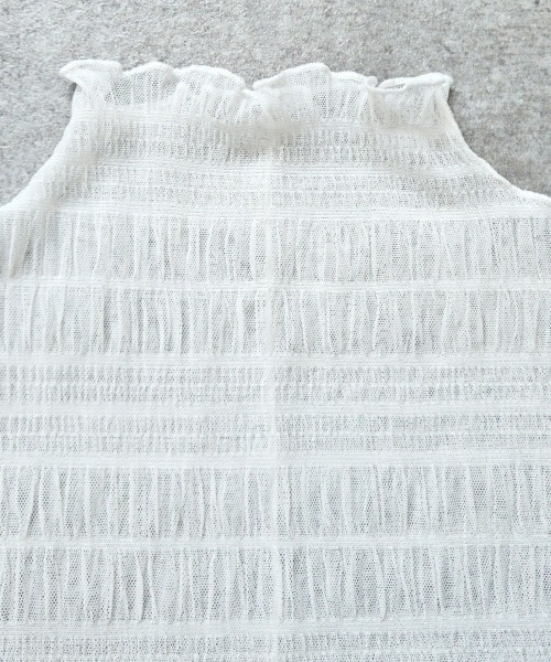 SELECT LEVERY(セレクトリベリー)の「スモッキングレースハイネックプルオーバー(Tシャツ/カットソー・レディース・ブラック/オフホワイト/ナチュラル・MEDIUM)」の22枚目の写真
