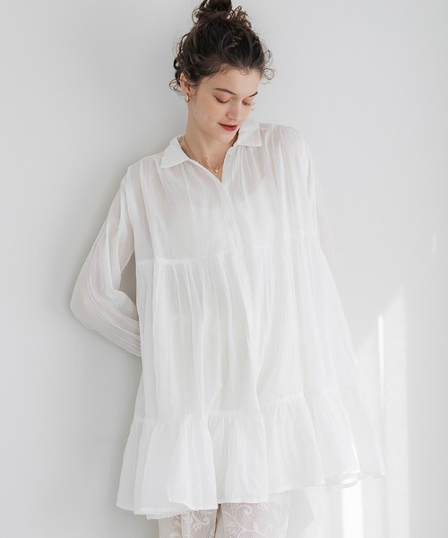 coca(coca)(コカ)の「【WEB限定セール】ティアードチュニック(シャツ/ブラウス・レディース・ホワイト/ドット・S/L/M)」の2枚目の写真