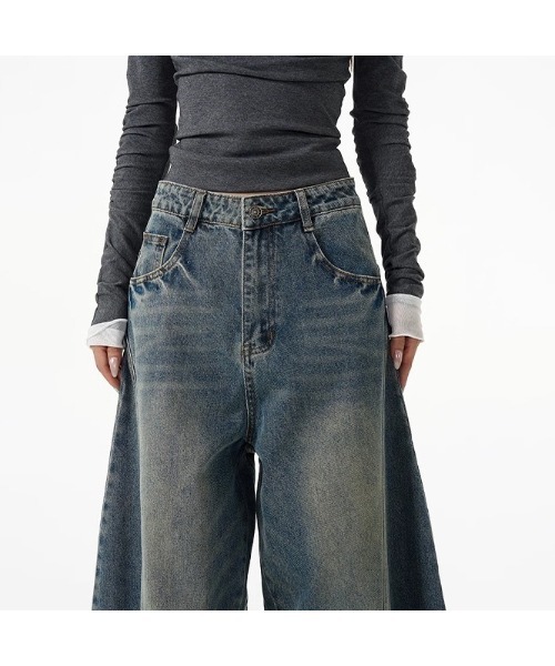 Sakka(サッカ)の「ワイドシルエット カーブデニムパンツ(デニムパンツ・レディース・ブルー・MEDIUM/LARGE/X-LARGE/SMALL)」の4枚目の写真