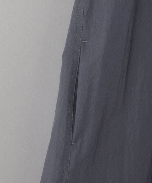 BEAUTY&YOUTH UNITED ARROWS（ビューティーアンドユースユナイテッドアローズ）の「コットンナイロン バックベルト ミニワンピース（ワンピース・レディース・ネイビー/ホワイト/ブラック・FREE）」の21枚目の写真