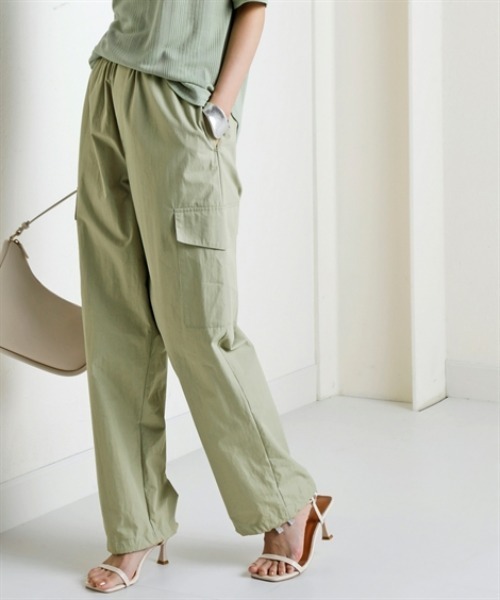 nissen（ニッセン）の「軽くてやわらか綿ナイロンカーゴパンツ(接触冷感・UVカット)＜大きいサイズ有＞（カーゴパンツ・レディース・ピンク/グリーン/ブラック・LL/S/3L/M/L）」の2枚目の写真