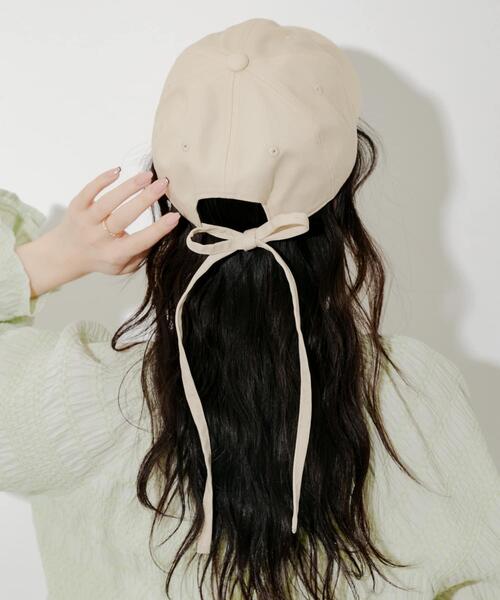 SMELLY(スメリー)の「バックリボンキャップ(キャップ・レディース・ブラック/ベージュ・-)」の5枚目の写真