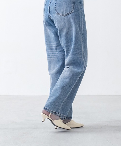 menue(メヌエ)の「Vカット クロスストラップパンプス(パンプス・レディース・ブラック/シルバー/アイボリー・22.5cm/23.5cm/24.5cm/25.5cm/23.0cm/24.0cm/25.0cm/26.0cm/21.5cm/22.0cm)」の9枚目の写真