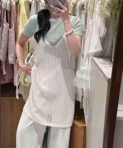 gossip!ロサンゼルス(ゴシップロサンゼルス)の「ヴィンテージ キャミワンピース レイヤード 日常&シンプル(キャミソール・レディース・ホワイト/グリーン/ブラック・FREE)」の5枚目の写真