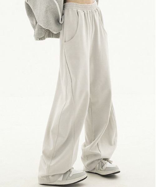 lesperance（レスぺランス）の「パネルラインカーブパンツ（その他パンツ・レディース・グレー/ダークグレー/ベージュ/カーキ/ブラック/ホワイト/ダークブラウン/ライトグレー・フリー）」の21枚目の写真