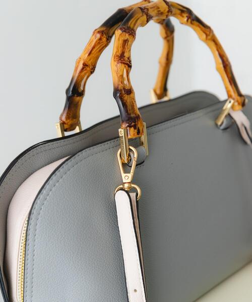 RODE SKO（ロデスコ）の「バンブー風ヨコナガバッグ（ハンドバッグ・レディース・ホワイト/グレー・ONE）」の6枚目の写真