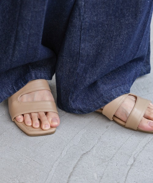 Bab(バブ)の「ニュアンスラインフラットサンダル(サンダル・レディース・ブラック/ベージュ/オフホワイト・M/L)」の12枚目の写真