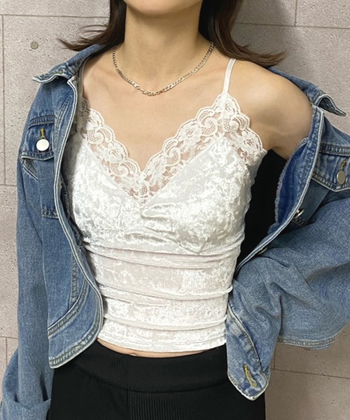 NANEA(ナネア)の「カップ付きベロアキャミソール(キャミソール・レディース・ホワイト/ブラック/ベージュ/グレー/ブラウン・フリー)」の20枚目の写真