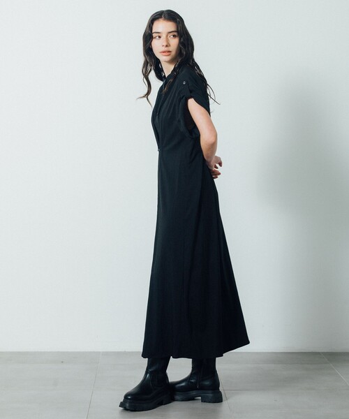 CITY TOKYO（シティトウキョウ）の「Back Tuck Arrangement Dress / バックタックアレンジメントワンピース（ワンピース・レディース・ブラック/ホワイト・1/2）」の9枚目の写真