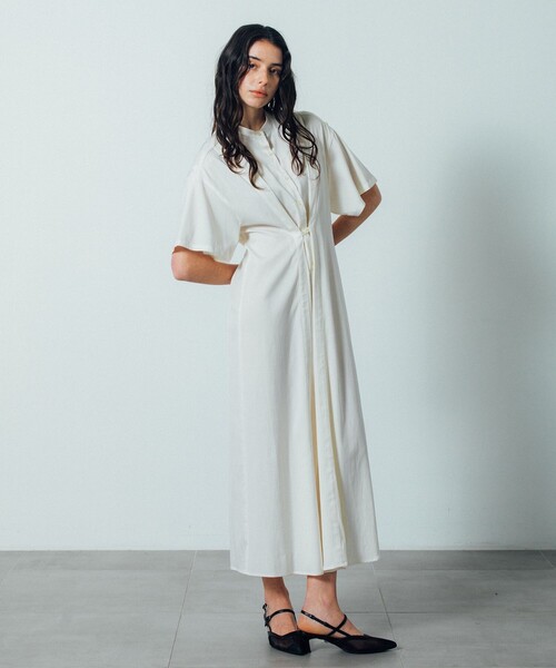 CITY TOKYO（シティトウキョウ）の「Back Tuck Arrangement Dress / バックタックアレンジメントワンピース（ワンピース・レディース・ブラック/ホワイト・1/2）」の19枚目の写真