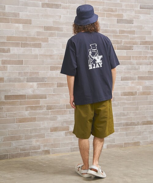 J.PRESS YORK STREET（ジェイプレスヨークストリート）の「【UNISEX】YALEバックプリント Tシャツ（Tシャツ/カットソー・メンズ・ホワイト系/ライトグリーン系/ネイビー系・SMALL/MEDIUM/LARGE）」の6枚目の写真