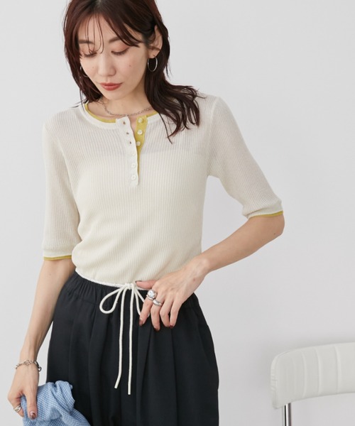 Auntie Rosa Holiday(アンティローザホリデー)の「配色リブヘンリーニット(ニット/セーター・レディース・ブラウン/アイボリー/チャコールグレー・FREE)」の16枚目の写真