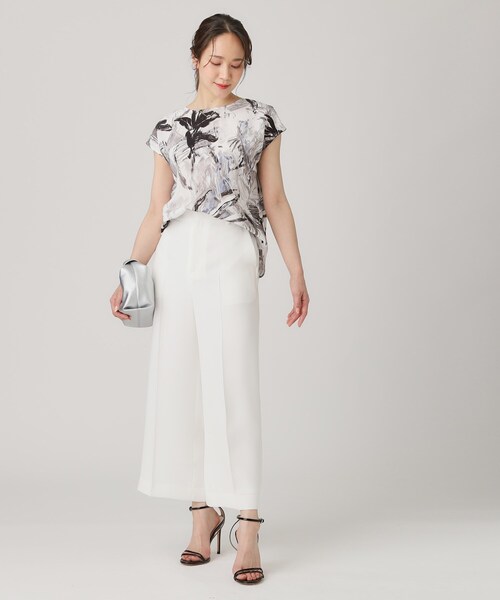 COUP DE CHANCE（クードシャンス）の「【洗える／日本製／裏付き】センタープレス入ワイドパンツ（その他パンツ・レディース・ブラック/ライトブルー/ナチュラル/ホワイト・34/36/38/42/40）」の7枚目の写真