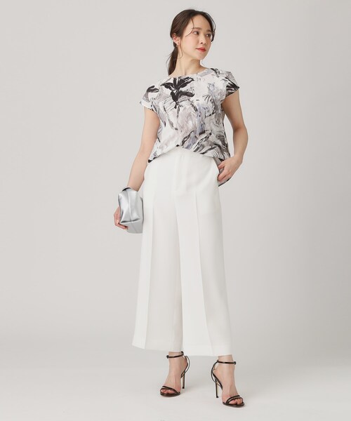 COUP DE CHANCE（クードシャンス）の「【洗える／日本製／裏付き】センタープレス入ワイドパンツ（その他パンツ・レディース・ブラック/ライトブルー/ナチュラル/ホワイト・34/36/38/42/40）」の8枚目の写真