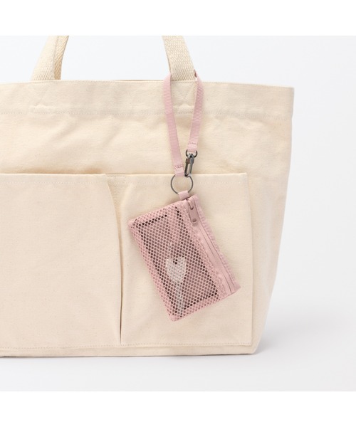 無印良品(ムジルシリョウヒン)の「ポリエステルカードケース 約8×12cm(トラベルグッズ・レディース・カーキ/ピンク・FREE)」の10枚目の写真