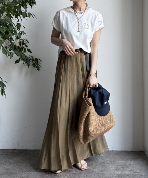 DouDou（ドゥドゥ）の「DビジューTEE（Tシャツ/カットソー・レディース・オフホワイト/グレー/チャコールグレー/ライトベージュ・FREE）」の8枚目の写真