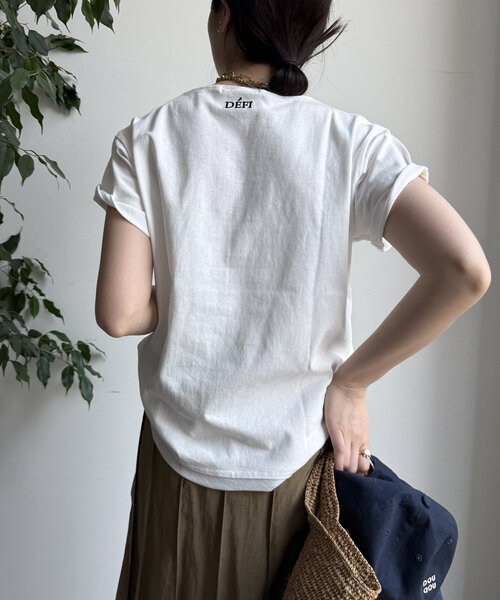 DouDou（ドゥドゥ）の「DビジューTEE（Tシャツ/カットソー・レディース・オフホワイト/グレー/チャコールグレー/ライトベージュ・FREE）」の21枚目の写真