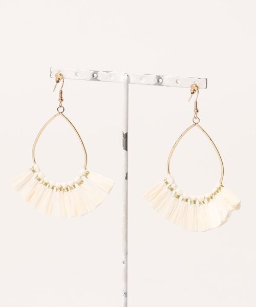 Maunaloa(マウナロア)の「【Maunaloa】ドロップフリンジピアス(ピアス(両耳用)・レディース・アイボリー/ブラウン・FREE)」の3枚目の写真