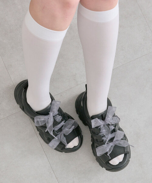 OLIVE des OLIVE(オリーブデオリーブ)の「【S/M/Lサイズ展開】ダブルリボンサンダル(サンダル・レディース・オフホワイト/ブラウン/ブラック・SMALL/MEDIUM/LARGE)」の13枚目の写真