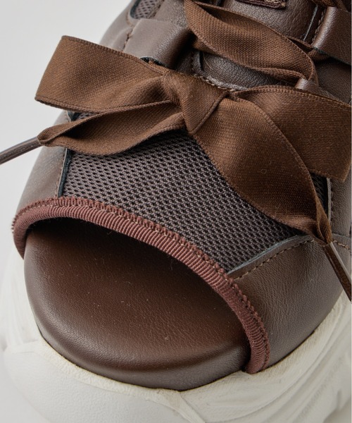 OLIVE des OLIVE(オリーブデオリーブ)の「【S/M/Lサイズ展開】ダブルリボンサンダル(サンダル・レディース・オフホワイト/ブラウン/ブラック・SMALL/MEDIUM/LARGE)」の9枚目の写真