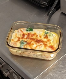 MILLION CARATS（ミリオンカラッツ）の「【-20℃～400℃対応】毎日の保存も盛りつけもこれひとつ。アンバー耐熱ガラスで魅せる、おしゃれ保存容器！電子レンジもオーブンもOK！見せても使っても嬉しい耐熱フードコンテナ ※長方形1040ml（キッチンツール）」