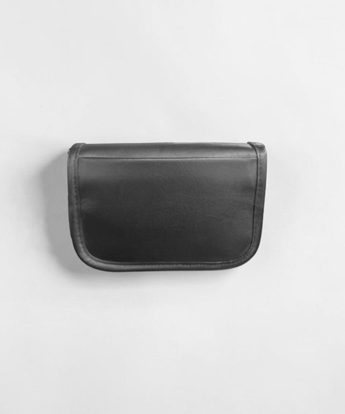 ITTI LEATHER WIDE POUCH（ボディバッグ/ウエストポーチ）｜UNITED 