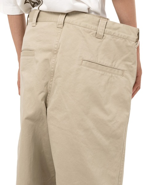 Maison MIHARA YASUHIRO(メゾンミハラヤスヒロ)の「Huge Layered Chino Pants(その他パンツ・メンズ・ベージュ/ダークグレー・48/44/46)」の7枚目の写真