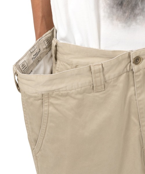 Maison MIHARA YASUHIRO(メゾンミハラヤスヒロ)の「Huge Layered Chino Pants(その他パンツ・メンズ・ベージュ/ダークグレー・48/44/46)」の10枚目の写真