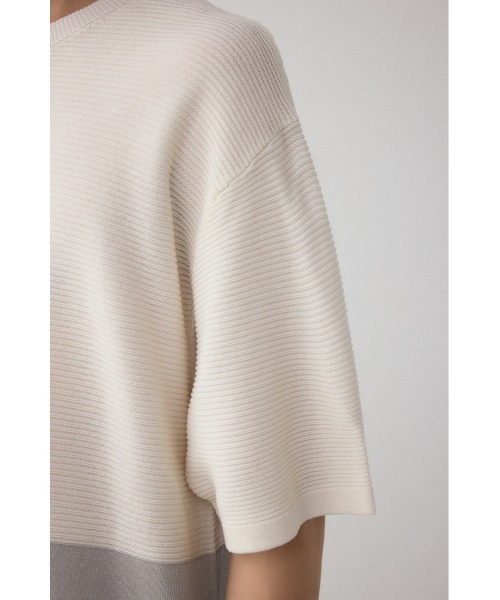 AZUL by moussy(アズールバイマウジー)の「編地切替バイカラーニットトップス(ニット/セーター・メンズ・ホワイト系その他/ブルー系その他/ブラック系その他・MEDIUM/LARGE)」の4枚目の写真