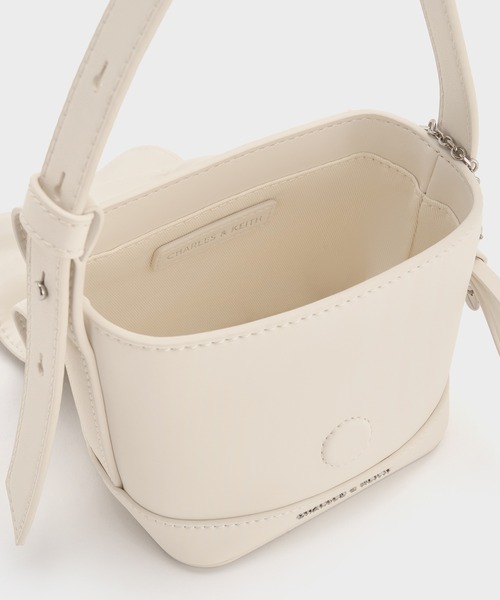 CHARLES & KEITH（チャールズ & キース）の「Kadee ケーディー ルーシュドミニバッグ（ハンドバッグ・レディース・クリーム/ピンク系その他/ブラウン系その他6・XXS）」の11枚目の写真